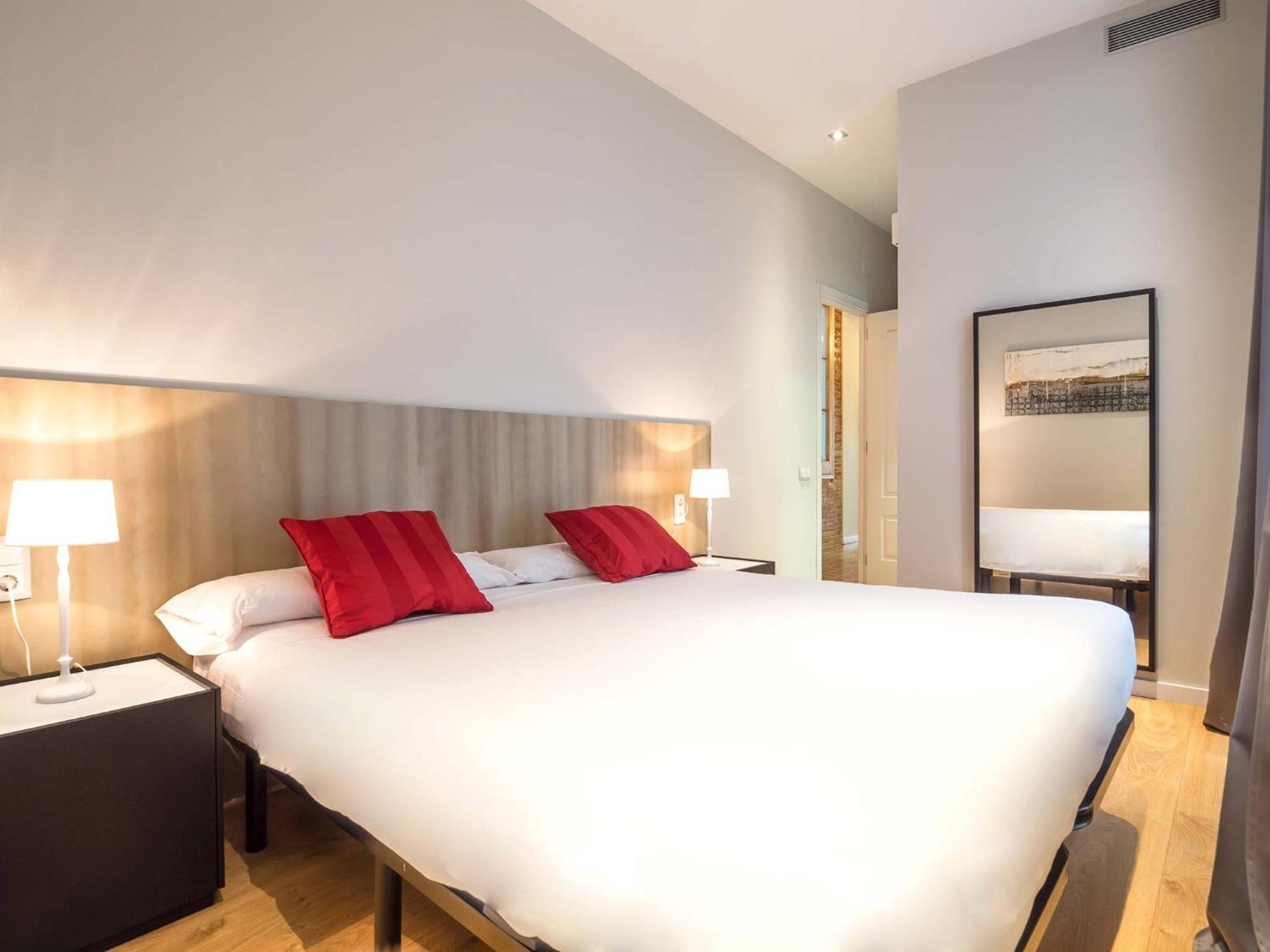 Rent Top Apartments Rambla Catalunya Barcelona Luaran gambar